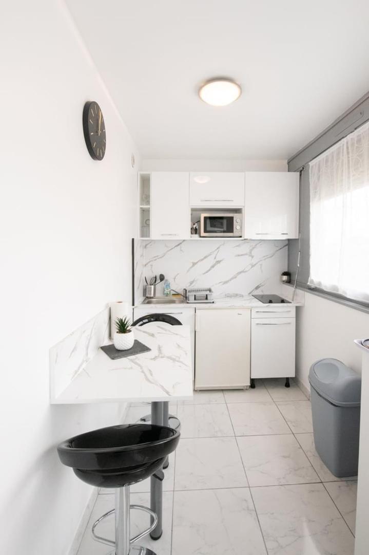 Appartement Le Jasseron - Cosy Avec Garage Quartier Partdieu