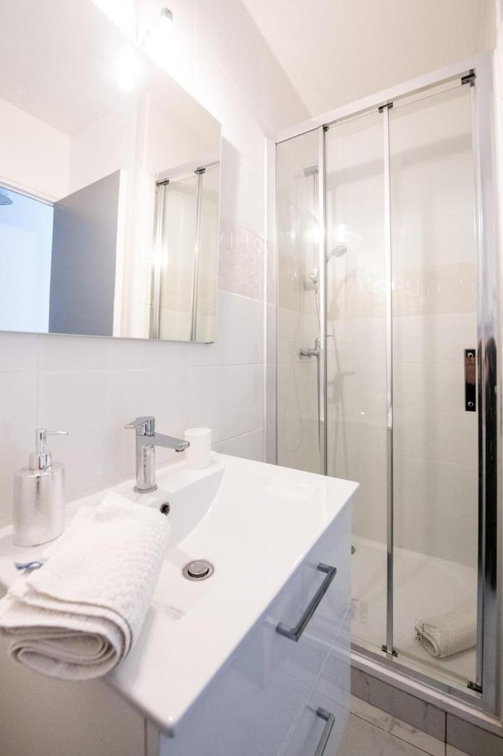 Appartement Le Jasseron - Cosy Avec Garage Quartier Partdieu Lyon
